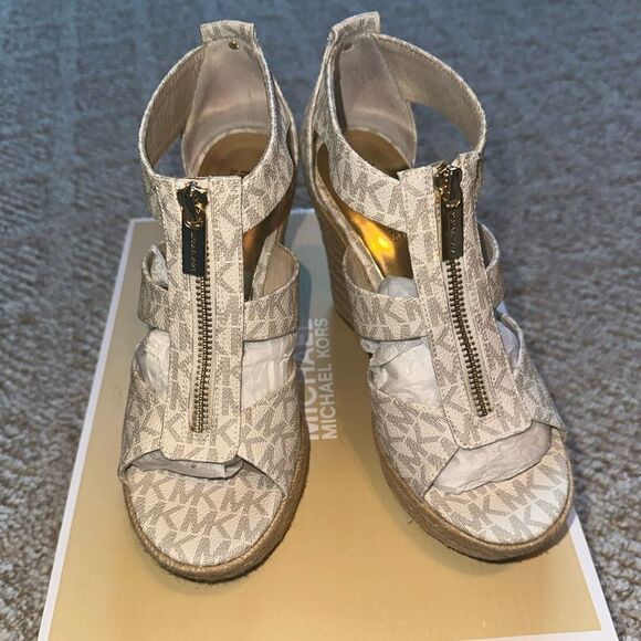Womens Michael Kors Signature Espadrille Wedge Sandals size 6 - Picture 1 of 6